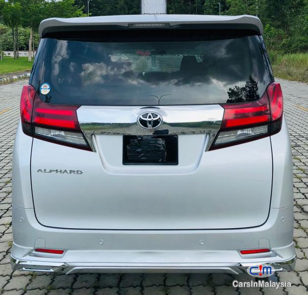 Toyota Alphard 2 5-LITER LUXURY FAMILY MPV SAMBUNG BAYAR Automatic 2017