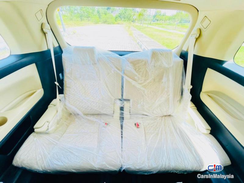 Toyota Alphard 2 5-LITER LUXURY FAMILY MPV SAMBUNG BAYAR Automatic 2017 in Penang - image