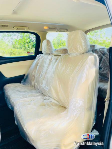Toyota Alphard 2 5-LITER LUXURY FAMILY MPV SAMBUNG BAYAR Automatic 2017 - image 9