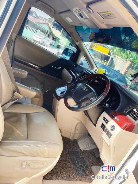 Toyota Vellfire 3.5-LITER FAMILY LUXURY MPV FULL SPEC KERETA SAMBUNG BAYAR Automatic 2014 in Malaysia - image