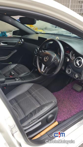 Mercedes Benz A180 1.6-LITER TURBO CHANGER KERETA SAMBUNG BAYAR Automatic 2013 - image 4