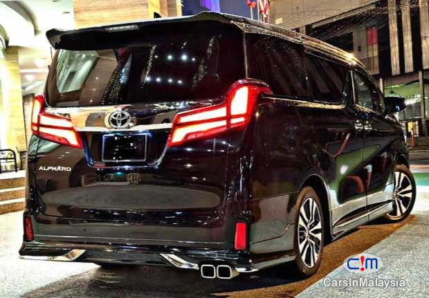 Toyota Alphard 2.5-LITER KERETA SAMBUNG BAYAR LUXURY FAMILY MPV NEW FACELIFT Automatic 2022