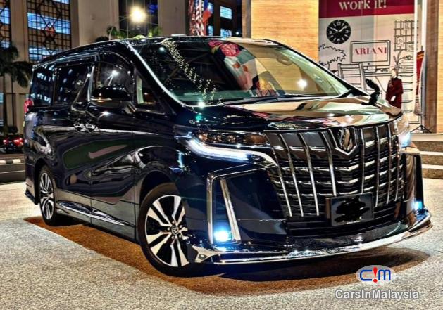 Toyota Alphard 2.5-LITER KERETA SAMBUNG BAYAR LUXURY FAMILY MPV NEW FACELIFT Automatic 2022 in Kuala Lumpur