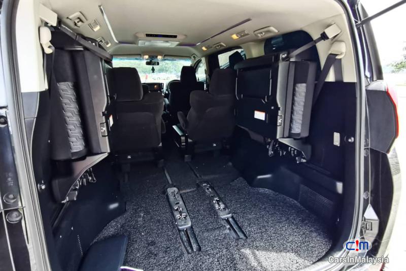 Toyota Alphard 2.5-LITER LUXURY FAMILY KERETA SAMBUNG BAYAR Automatic 2018 - image 10
