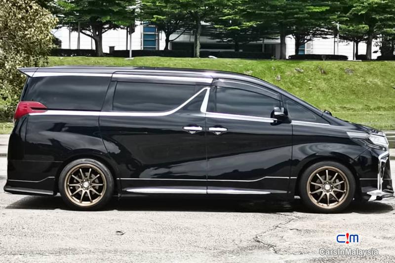 Toyota Alphard 2.5-LITER LUXURY FAMILY KERETA SAMBUNG BAYAR Automatic 2018 - image 12