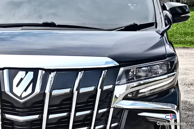Toyota Alphard 2.5-LITER LUXURY FAMILY KERETA SAMBUNG BAYAR Automatic 2018 - image 14
