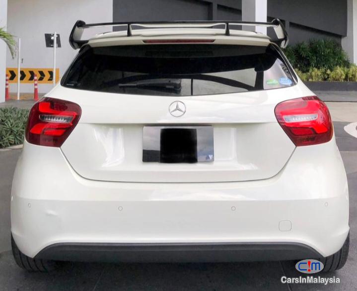 Mercedes Benz A180 1.6-LITER LUXURY HATCHBACK Automatic 2021