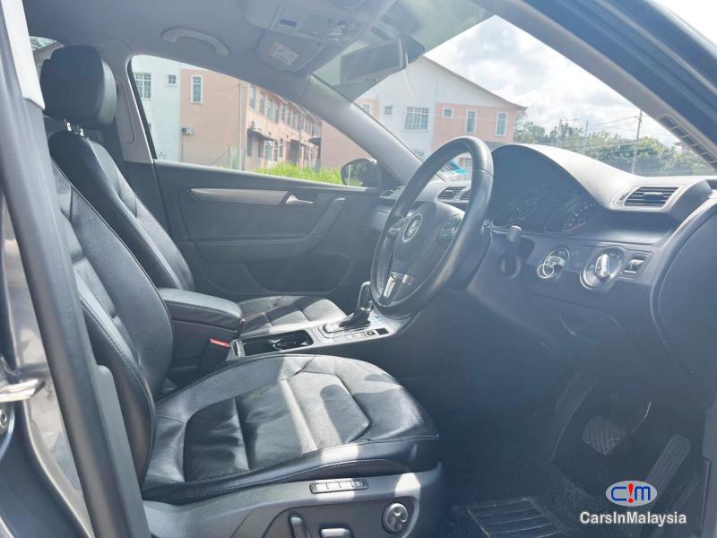 Volkswagen Passat 1.8-LITER LUXURY SEDAN CAR CONTINUE LOAN Automatic 2015 - image 7