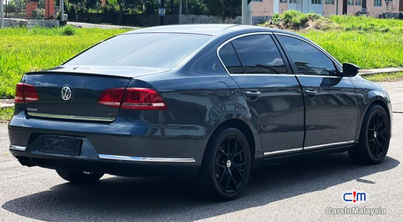 Volkswagen Passat 1.8-LITER LUXURY SEDAN CAR CONTINUE LOAN Automatic 2015 - image 9