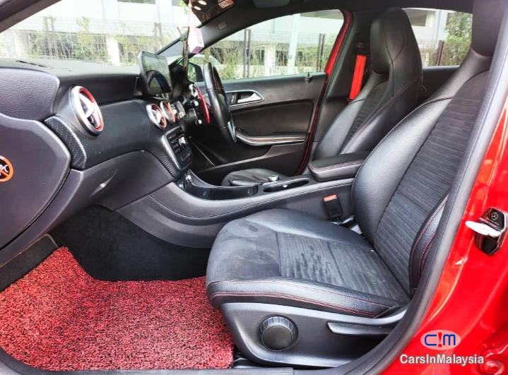 Mercedes Benz A250 2.0-LITER LUXURY SPORTS HB Automatic 2019 - image 9