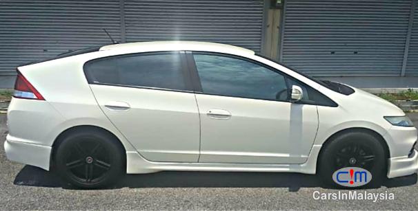 Honda Insight 1.4-LITER FUEL ECONOMY SEDAN HYBRID Automatic 2012 - image 3