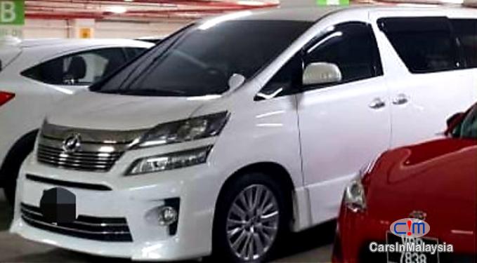 Toyota Vellfire 2.4-LITER LUXURY FAMILY MPV Automatic 2012 - image 3