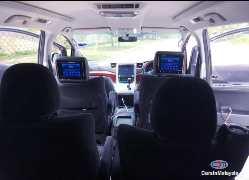 Picture of Toyota Vellfire 2.4-LITER LUXURY FAMILY MPV Automatic 2010 in Selangor
