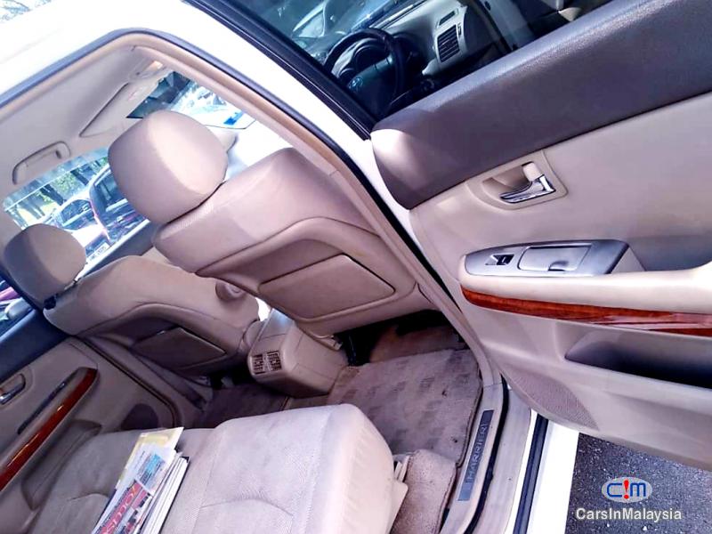 Toyota Harrier 2.4-LITER LUXURY ECONOMY SUV Automatic 2008 - image 6