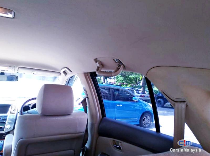 Toyota Harrier 2.4-LITER LUXURY ECONOMY SUV Automatic 2008 in Kuala Lumpur - image