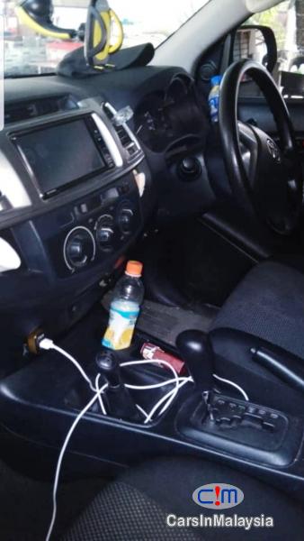 Toyota Hilux 2.5-LITER 4x4 DOUBLE CAB DIESEL INTERCOOLER TURBO Automatic 2014 - image 6