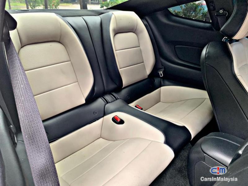 Ford MUSTANG 5.0-LITER LUXURY GT SUPER SPORTBACK Automatic 2016 - image 13