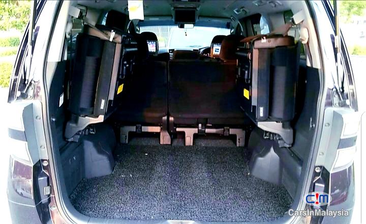 Toyota Vellfire 2.4  Mpv Automatic 2011 in Malaysia - image