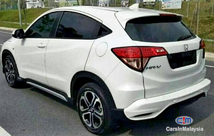 Honda HR-V Suv 1.8 Fuel Economy Automatic 2017 - image 2