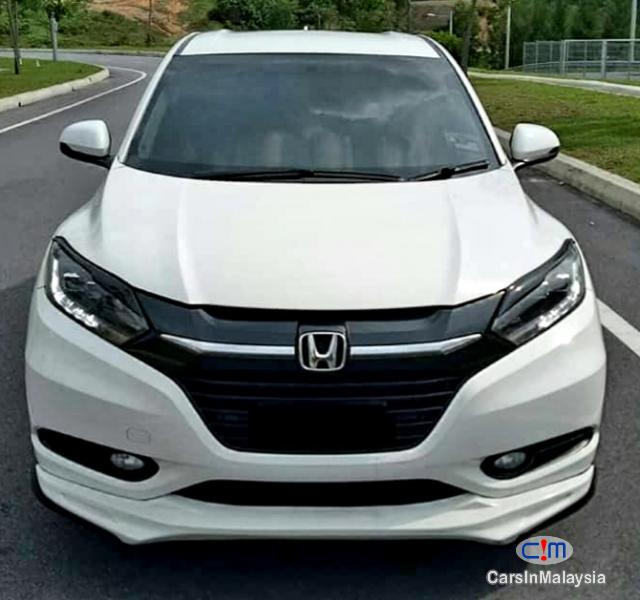 Honda HR-V Suv 1.8 Fuel Economy Automatic 2017 - image 5