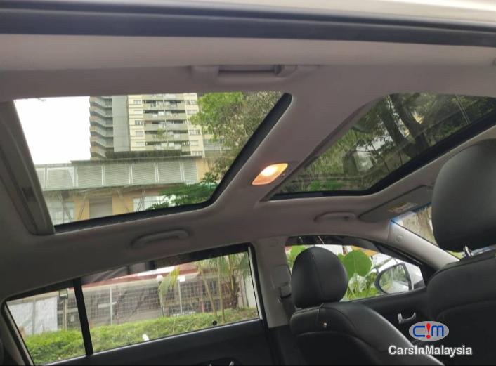 Kia Sportage 2.0-LITER BEAUTIFUL SPORTY SUV Automatic 2014 - image 8