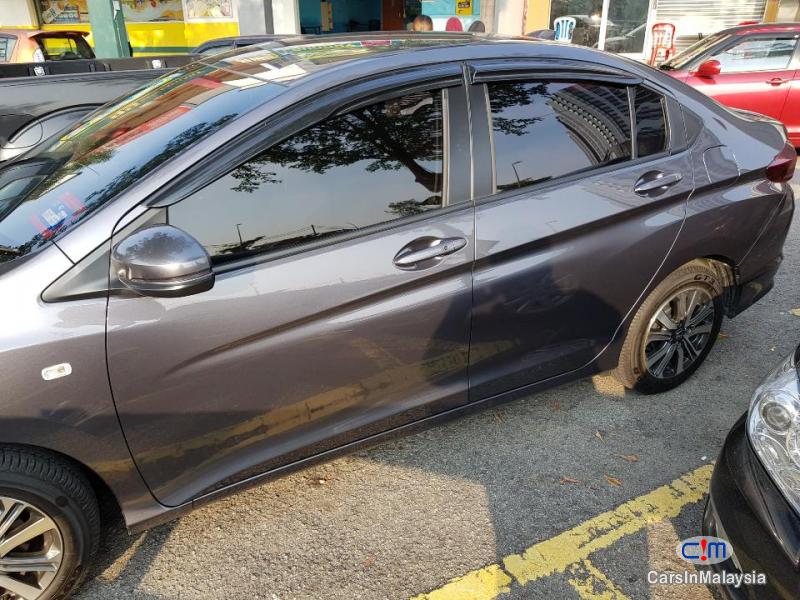 Honda City 1.5-LITER ECONOMY SEDAN Automatic 2018 - image 10