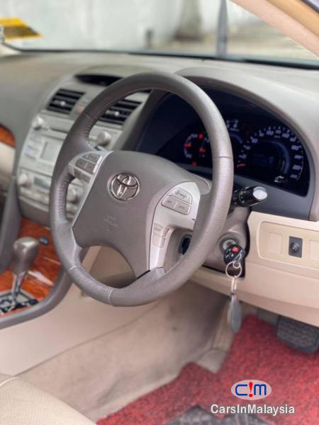Toyota Camry 2.0-LITER LUXURY SEDAN Automatic 2009 - image 12