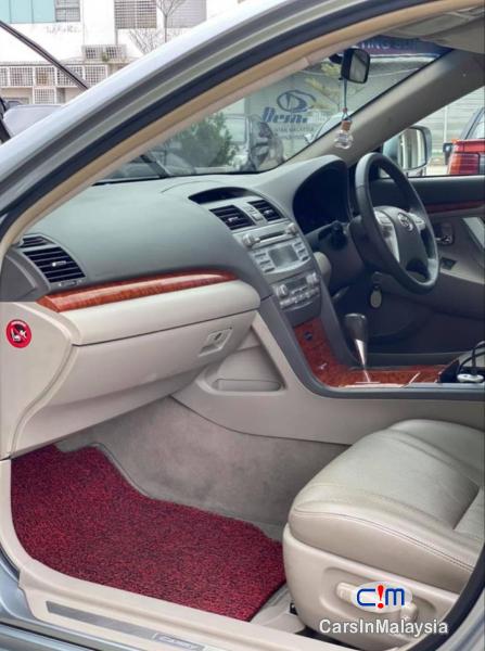 Toyota Camry 2.0-LITER LUXURY SEDAN Automatic 2009 - image 13