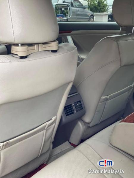 Toyota Camry 2.0-LITER LUXURY SEDAN Automatic 2009 - image 14