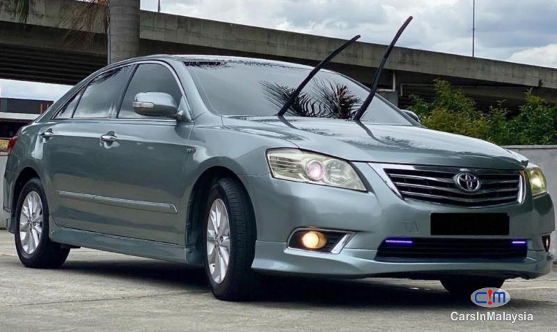 Toyota Camry 2.0-LITER LUXURY SEDAN Automatic 2009 - image 3