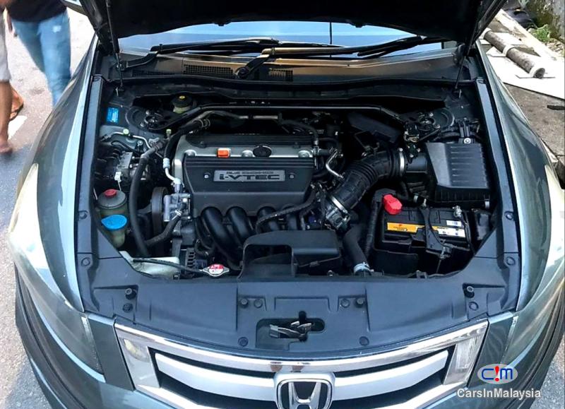 Honda Accord 2.4-LITER LUXURY SEDAN Automatic 2011 - image 10