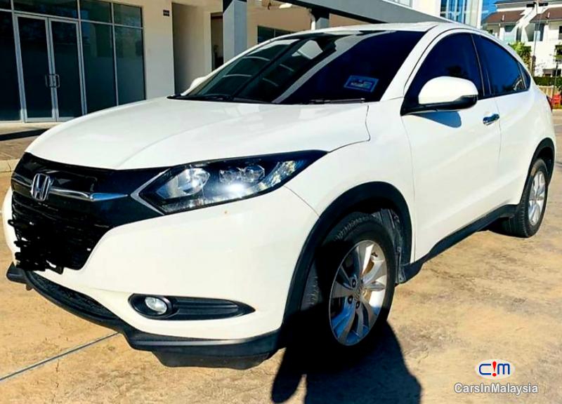 Honda HR-V 1.8-LITER ECONOMY SUV Automatic 2015 - image 2