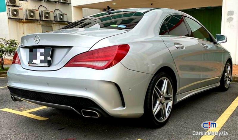 Mercedes Benz CLA250 2.0-LITER LUXURY SEDAN Automatic 2019 - image 5