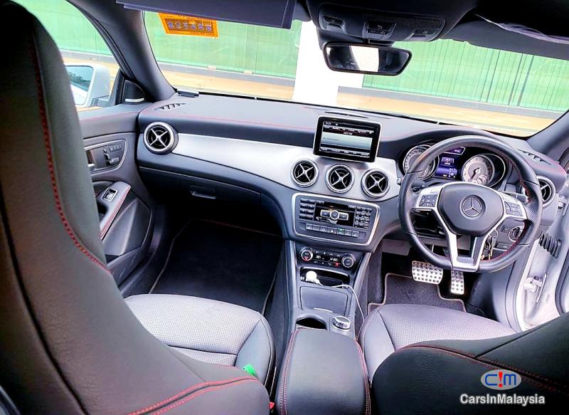 Mercedes Benz CLA250 2.0-LITER LUXURY SEDAN Automatic 2019 - image 9