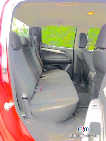 Isuzu D-Max 2.5-LITER 4X4 DOUBLE CAB DIESEL INTERCOOLER TURBO Automatic 2015 in Selangor - image