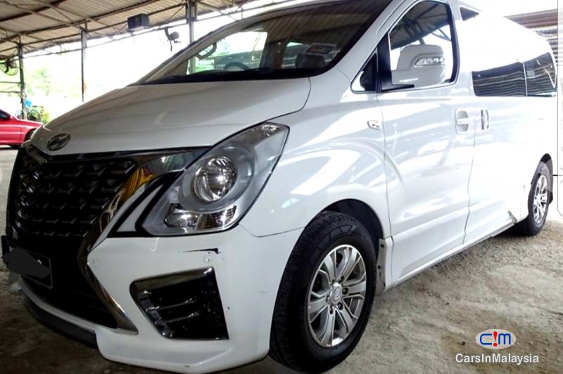 Hyundai Starex 2.5-LITER 11 SEATER FAMILY MPV Automatic 2017 in Selangor