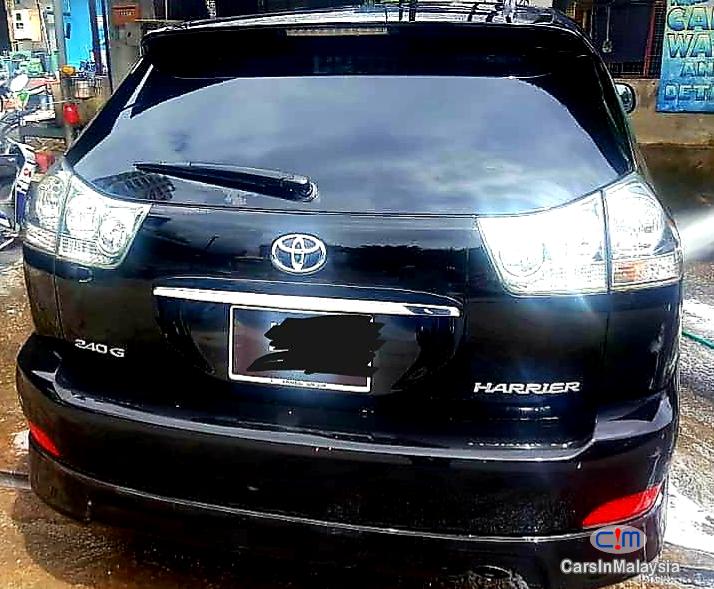 Toyota Harrier 2.4-LITER LUXURY SUV Automatic 2011