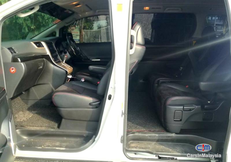Picture of Toyota Vellfire 2.4-LITER GOLDEN EYE LUXURY FAMILY MPV Automatic 2014 in Kuala Lumpur