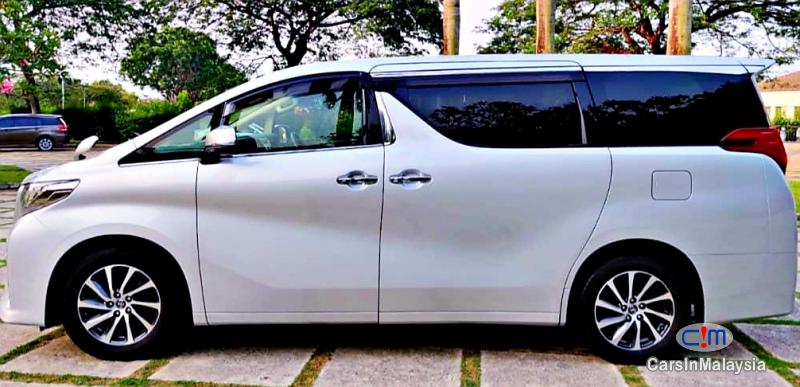 Toyota Alphard 2.5-LITER 7 SEATER LUXURY FAMILY MPV Automatic 2019