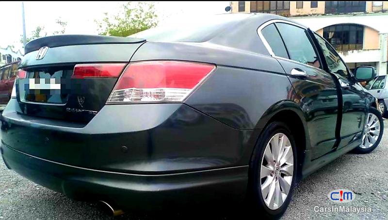 Picture of Honda Accord 2400 Automatic 2010