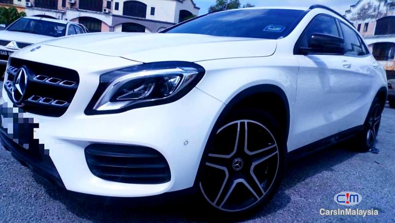 Mercedes Benz GLA250 2.0-LITER LUXURY SUV Automatic 2019