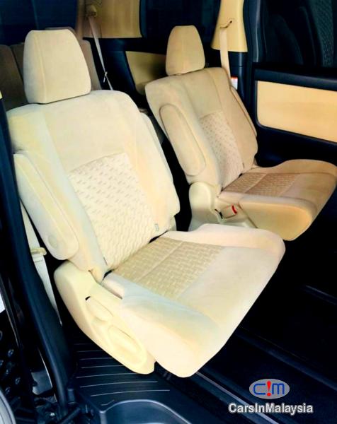 Toyota Vellfire 2.5-LITER 7 SEATER FAMILY MPV Automatic 2018 - image 9