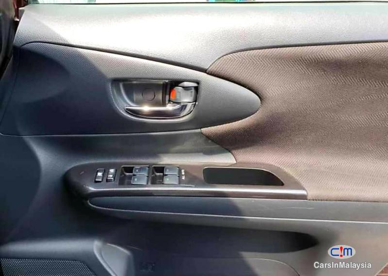 Toyota Wish 1.8-LITER 7 SEATER FAMILY MPV NEW FACELIFT Automatic 2020 - image 3