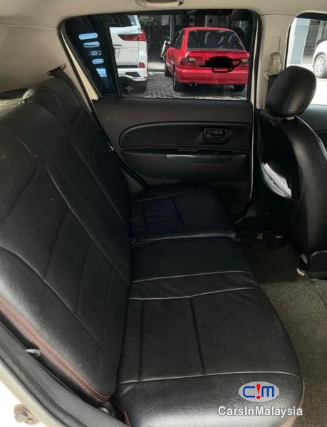 Perodua Myvi 1.3-LITER YRV TURBO ENGINE HATCHBACK CAR Automatic 2006 in Malaysia - image