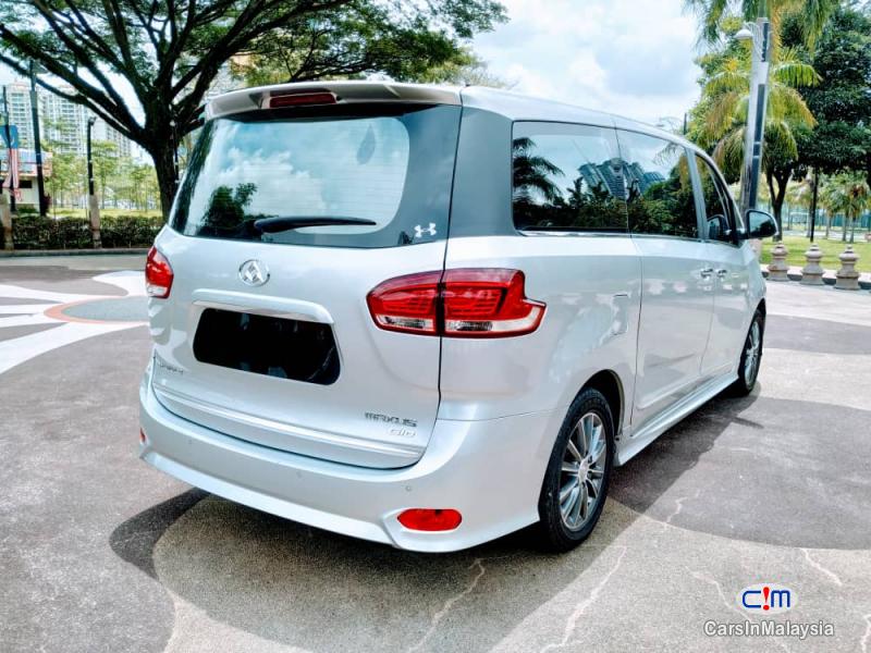 Picture of Weststar 2.0-LITER ECONOMIC 10 SEATER FAMILY MPV Automatic 2019