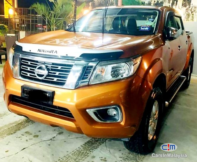 Nissan Navara 2.5-LITER DOUBLE CAB DIESEL TURBO Automatic 2016 - image 2
