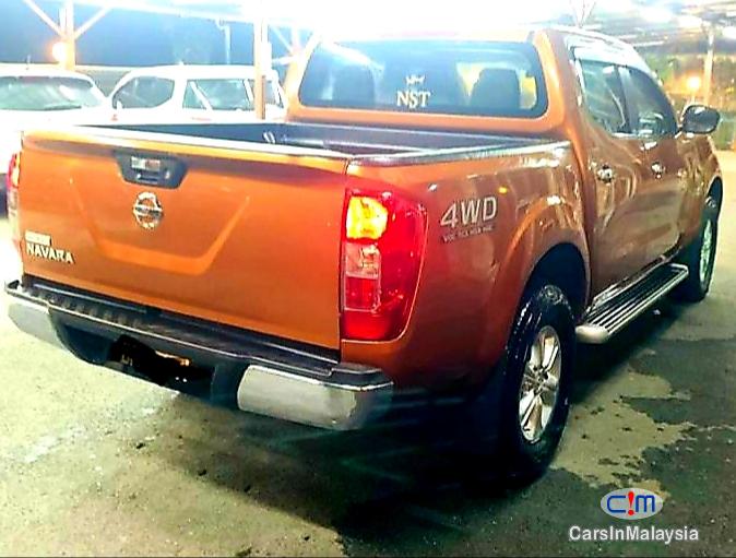 Nissan Navara 2.5-LITER DOUBLE CAB DIESEL TURBO Automatic 2016 - image 4
