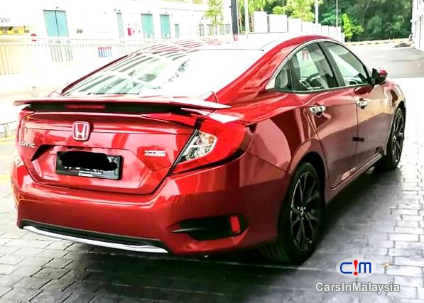 Honda Civic 1.5-LITER DOHC TURBO SEDAN Automatic 2020 - image 4