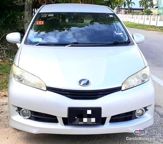 Toyota Wish 1.8-LITER FUEL ECONOMY FAMILY MPV Automatic 2018