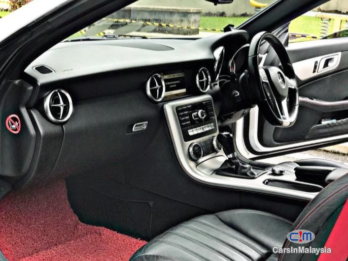 Mercedes Benz SLK250 CGI 1.8-LITER AUTO CABRIOLET SPORT HARDTOP Automatic 2014 in Kuala Lumpur - image
